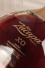 Charger l&#39;image dans la galerie, Les5CAVES - ZACAPA - RHUM HORS D&#39;ÂGE - XO - CARAFE - 70CL - 40°
