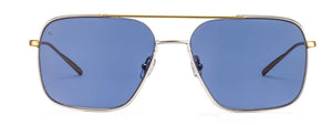 Lunettes de Soleil Homme Authentique GIGI BARCELONA modèle ROD en métal  Métal argenté, barre supérieure et branches dorées. Verres bleus unis.